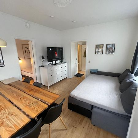 Central Apt With Parking Possibility, Netflix & Near Attractions Århus Exterior foto