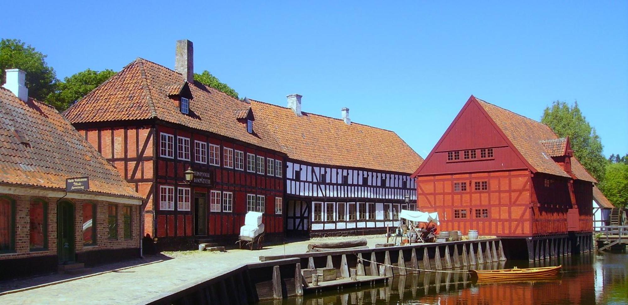 Central Apt With Parking Possibility, Netflix & Near Attractions Århus Exterior foto