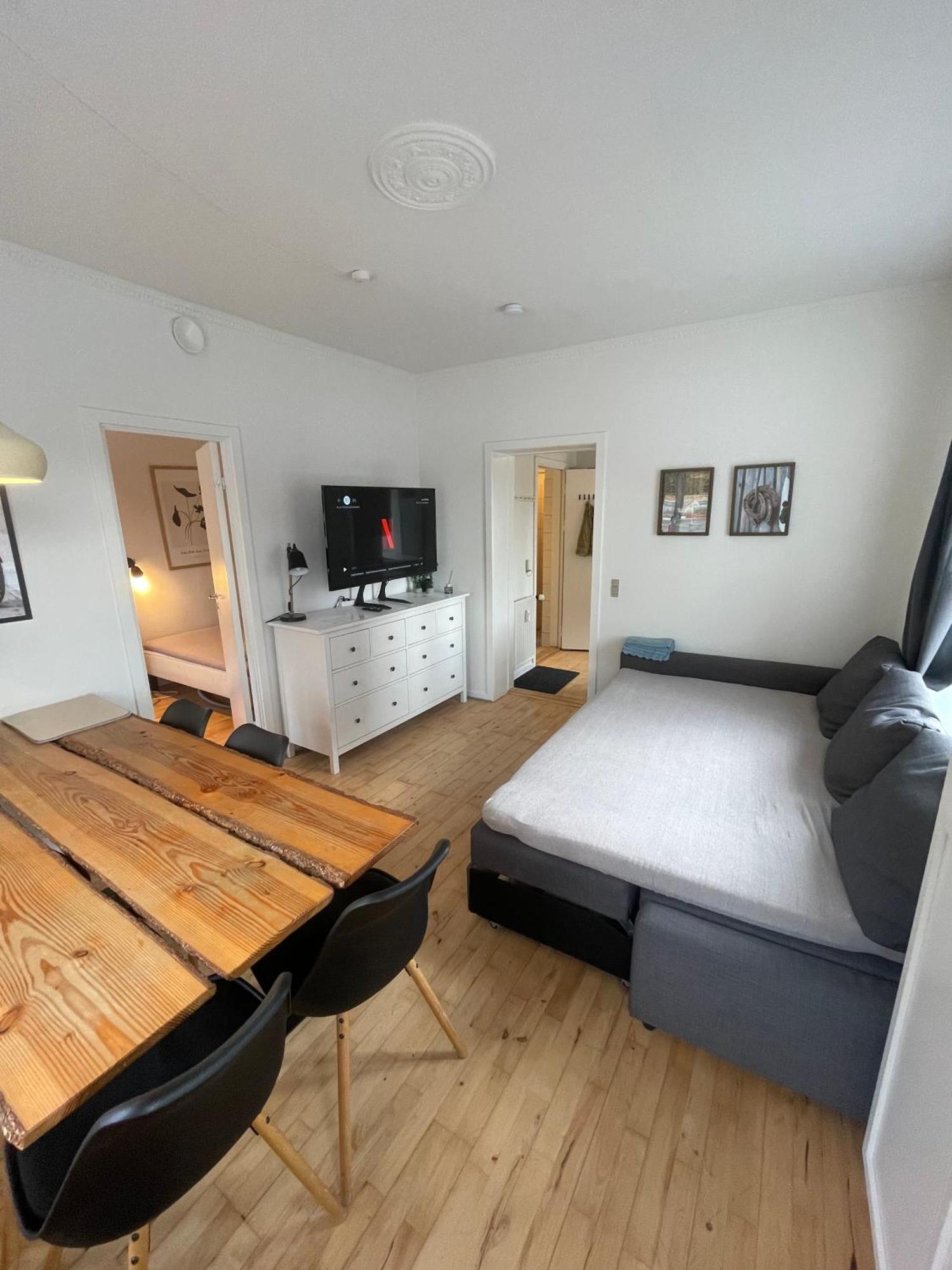 Central Apt With Parking Possibility, Netflix & Near Attractions Århus Exterior foto